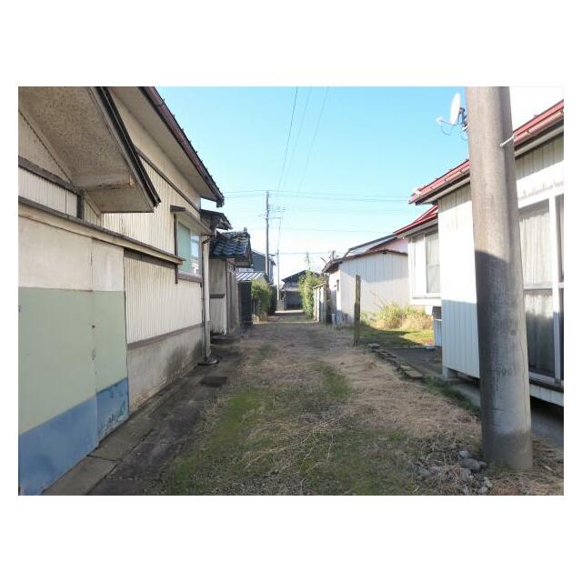 西側の私道（私有地・持分全てあり）状況を撮影