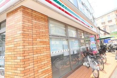 セブンイレブンみのり台駅前店