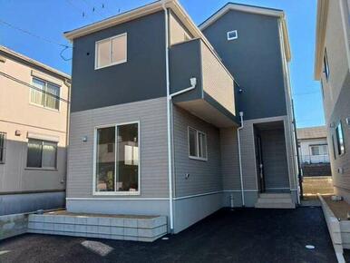 新しい生活、始まる予感を感じませんか