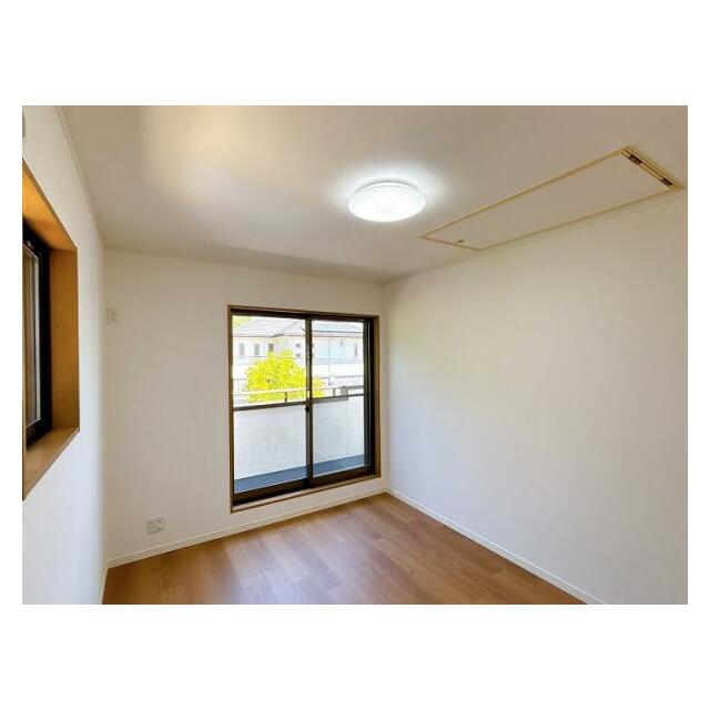 二階北側洋室の様子です