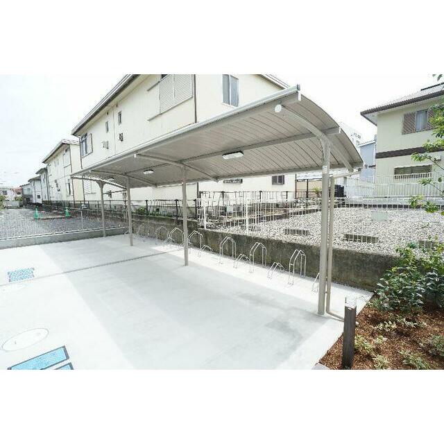 ◇大切な自転車を雨から守る屋根付き駐輪場◇