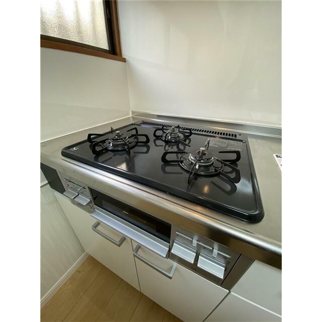 ガスコンロ３口（グリル付き）