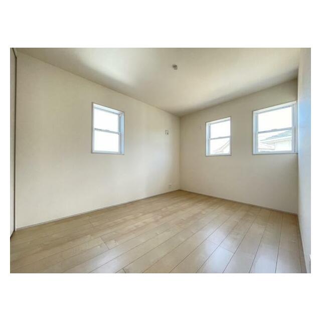 2階にはお部屋が3部屋！全部屋に収納が付いています＾＾