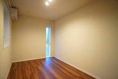 ■洋室■　全ての居室にエアコンが設置されている為、ご入居時から快適にお過ごし頂けます。