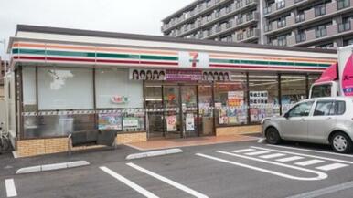 セブンイレブン南浦店
