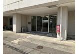 情報提供会社