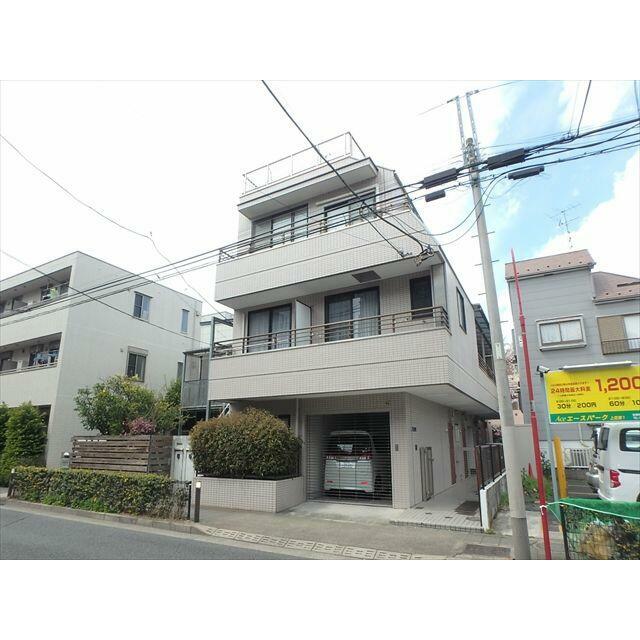 東急田園都市線【駒沢大学】駅より徒歩１０分♪地上３階建てマンション