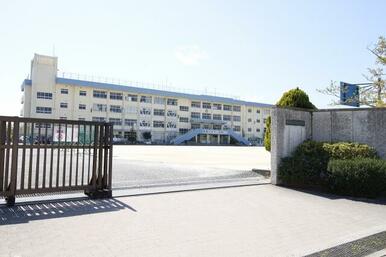 市立下貝塚中学校