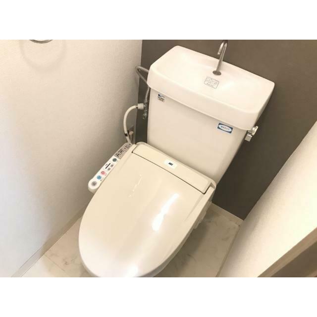シャワー付トイレ