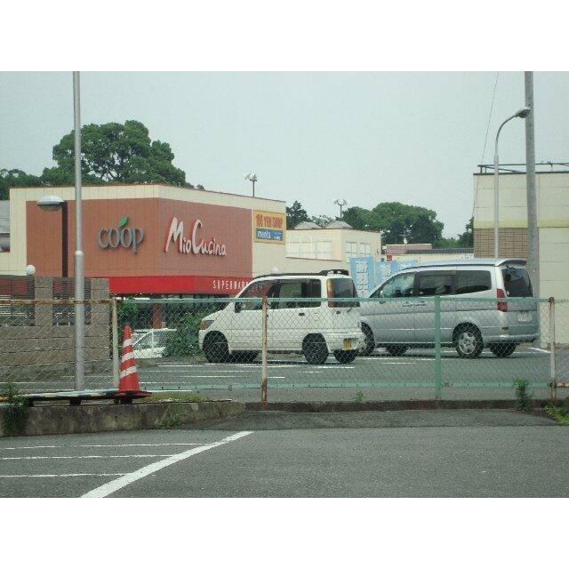 コープしずおか富士中島店まで400ｍ