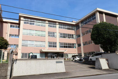 陽東中学校