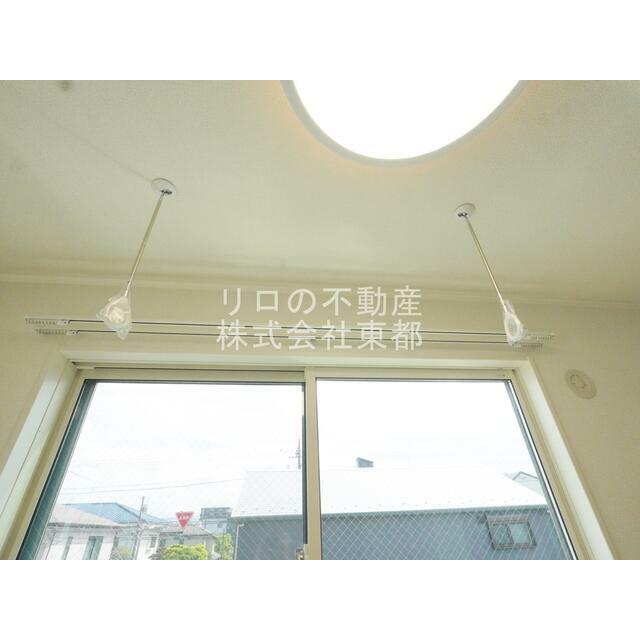 室内物干し用金具付！雨の日や梅雨の時期に役立ちます！