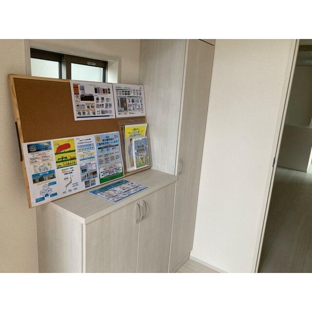 天気や用途に合わせた靴選びも楽々、シューズクローゼット設置（1号棟）