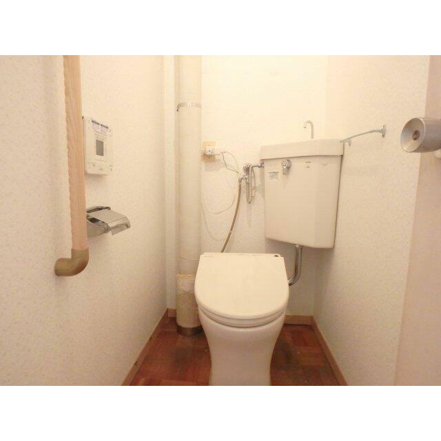 温水洗浄便座付