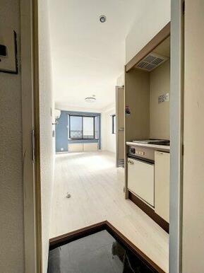 同物件、別のお部屋の写真です。