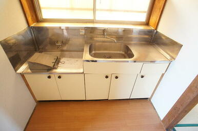 自炊派にはうれしい☆ガスコンロ設置可能キッチンです♪
