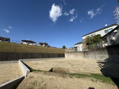 ４号地宅地部分、敷地西側は大将ケ根緑地なので開放があります