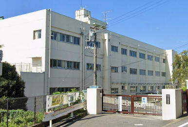 横浜市立下永谷小学校