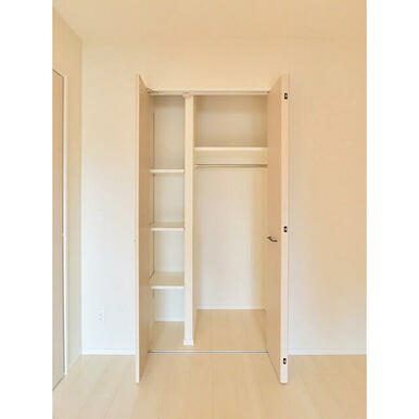 洋室２・クローゼット