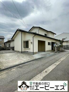 前面道路付きの角地にあります！