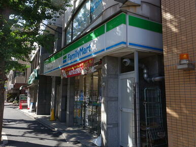 ファミリーマート雑司が谷二丁目店