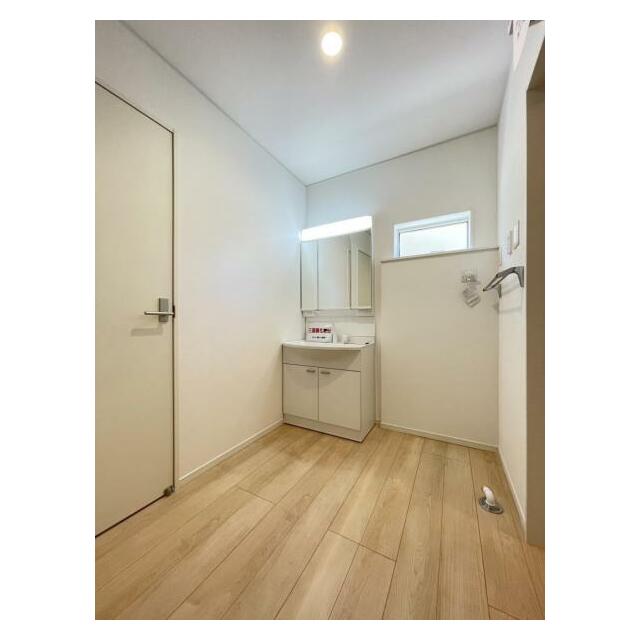 朝の準備・毎日の洗濯・帰宅後のお風呂と大活躍の洗面スペース＾＾