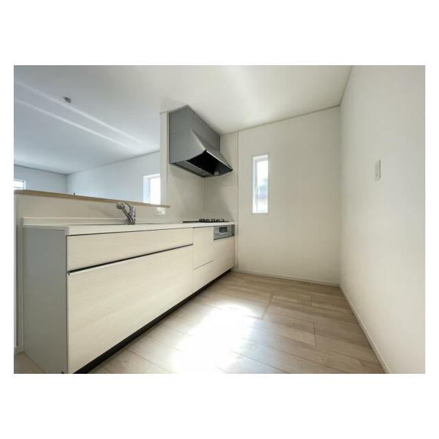 リビングの様子を見ながら家事ができるので小さなお子さまがいるご家庭も安心です＾＾