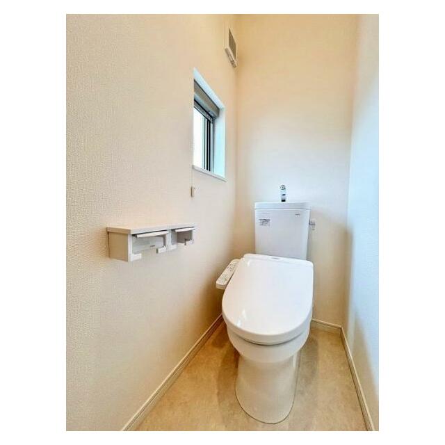 「2階トイレ」クリーニング済みです。