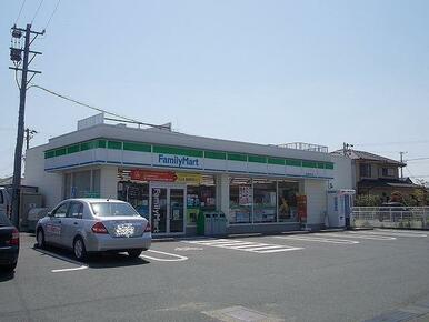 ファミリーマート磐田駅南口店