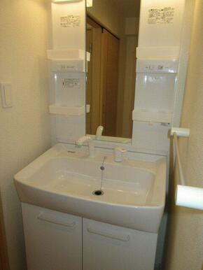 ココス富士青島店まで200m