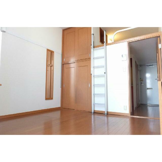 ロフト付きのお部屋です。