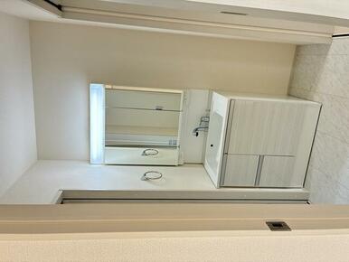 洗面台で帰宅後のリセットタイム（2号棟）