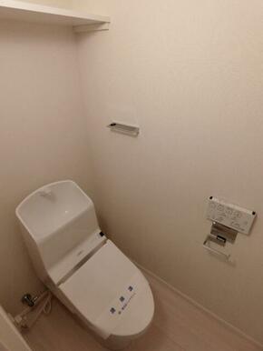 ※同じ間取りの別室の画像です