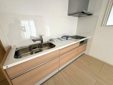 コンパクトなキッチンで掃除もラクラク