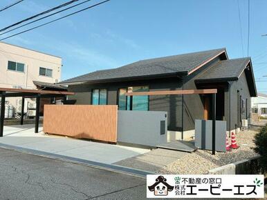 重厚感のある外観！