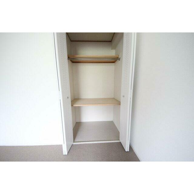 洋室収納