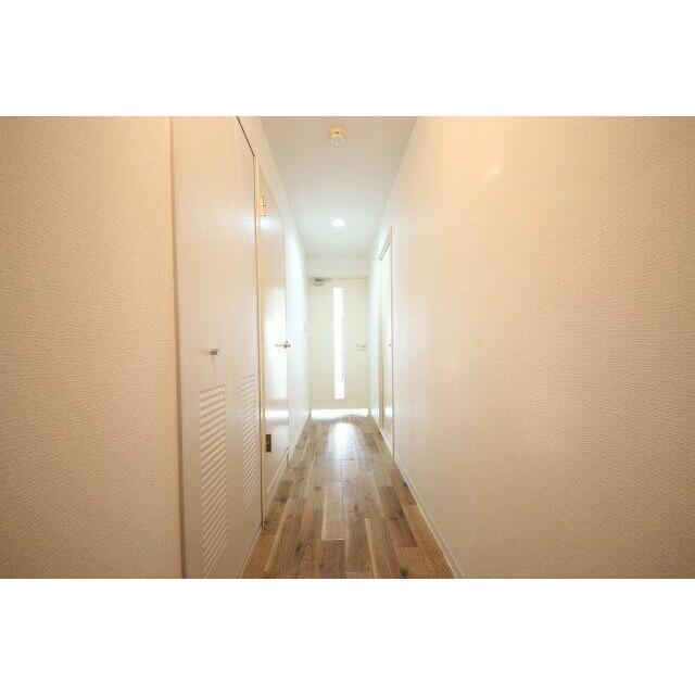 通路、入り口からの見た目