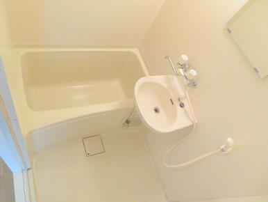 ユニットバスとトイレは別