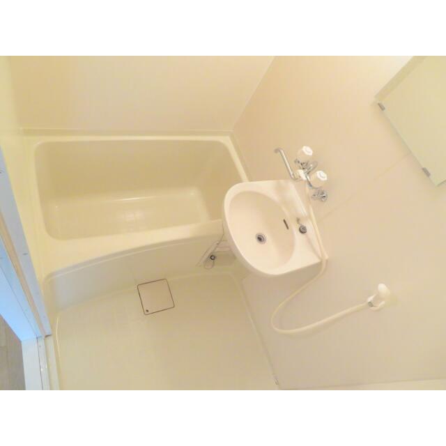 ユニットバスとトイレは別