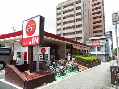 ガスト清水口店