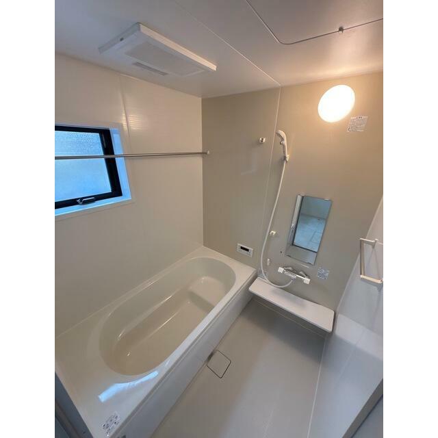 充実したバスタイムは明日への活力源（1号棟）