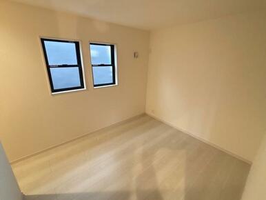 リビングと洋室の使い分けで生活にメリハリを（1号棟）