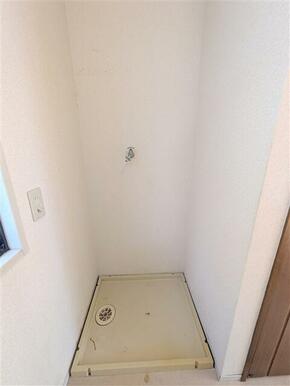 1F洗濯機置き場です。