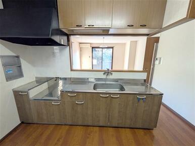 キッチンです。カウンターから家族のコミュニケーションが生まれます。