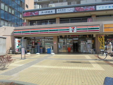 セブンイレブン品川西大井駅前店