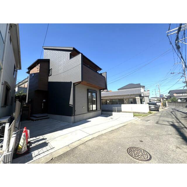 【外観写真】全居室に収納を備えた3LDKプラン。機能的な収納設計により、住空間をすっきりと保てます！