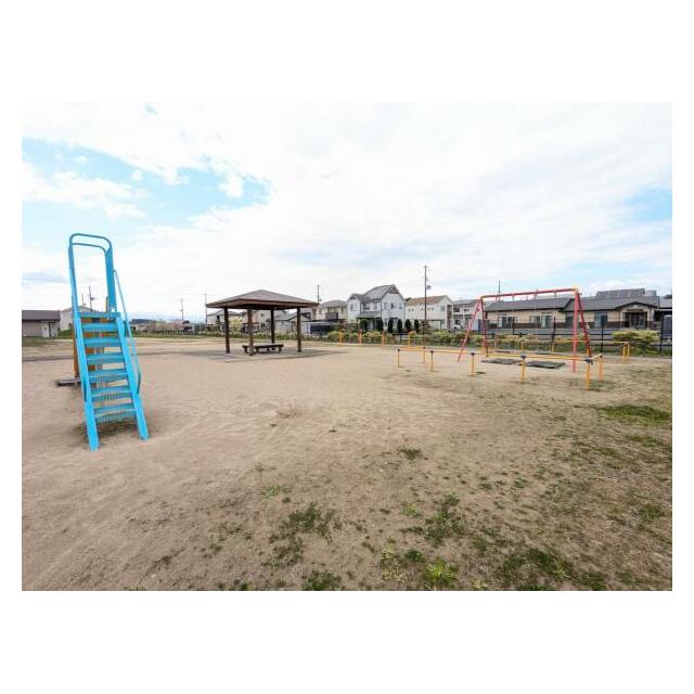 寺ノ西公園　20ｍ（徒歩1分）