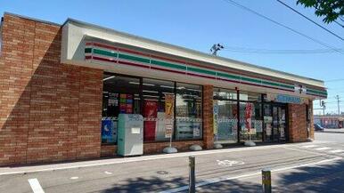 セブンイレブン 白萩町店