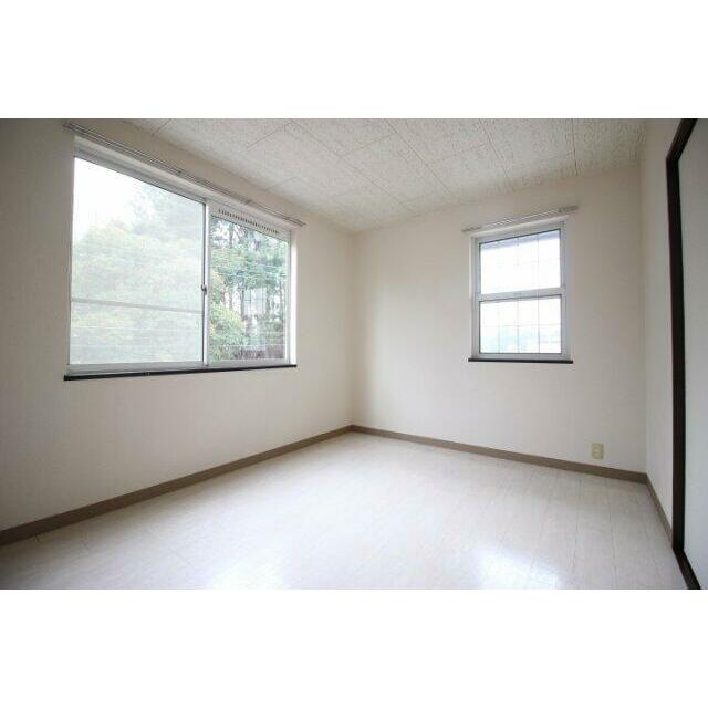 ２面採光の洋室（2階同タイプ）