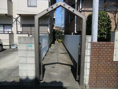 建物入り口！